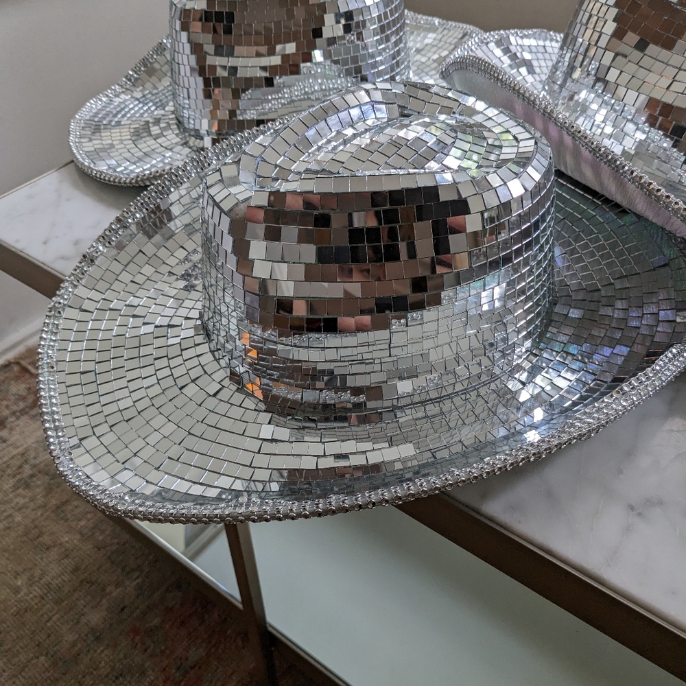 Mirror cowboy hat